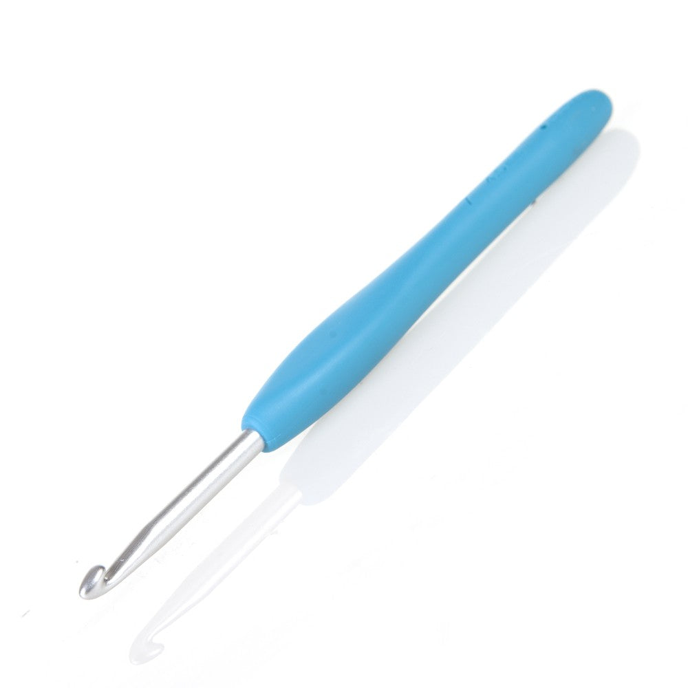 Clover Amour 4 5 Mm Crochet Hook 7 1 1046 clover-amour-4-5-mm-crochet-hook-7-1-1046