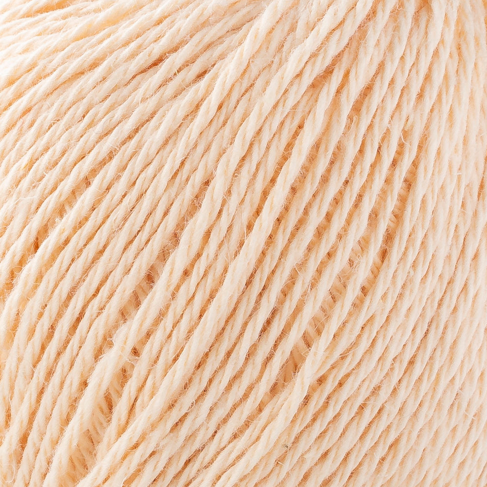 La Mia Linen Cotton Yarn, Nude - L056