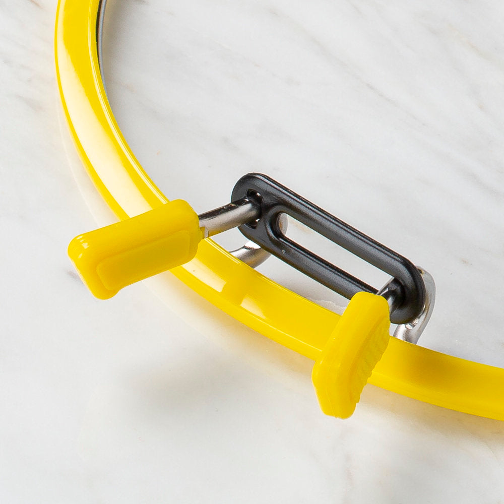 Nurge Metal Spring Tension Ring with Yellow Plastic Frame Embroidery Hoop, 195 mm