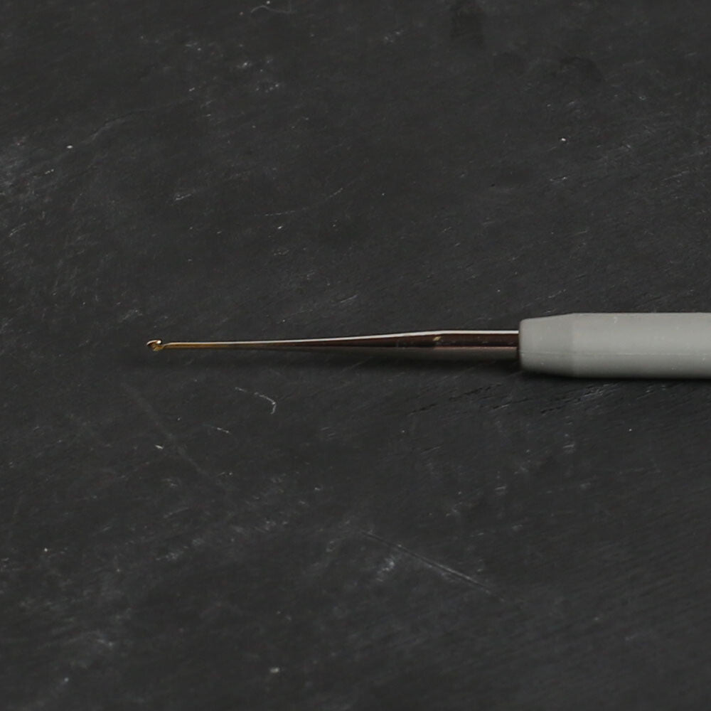 Tulip No.20 0.60 mmCrochet Hook with Plastic Handle, Grey - T-9GE