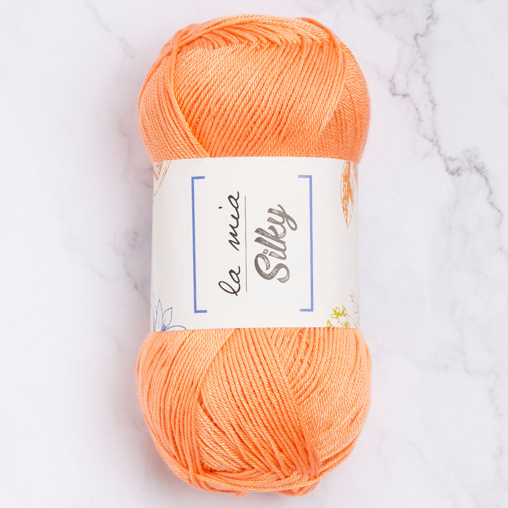 La Mia Silky Yarn, Pinkish Orange - L013