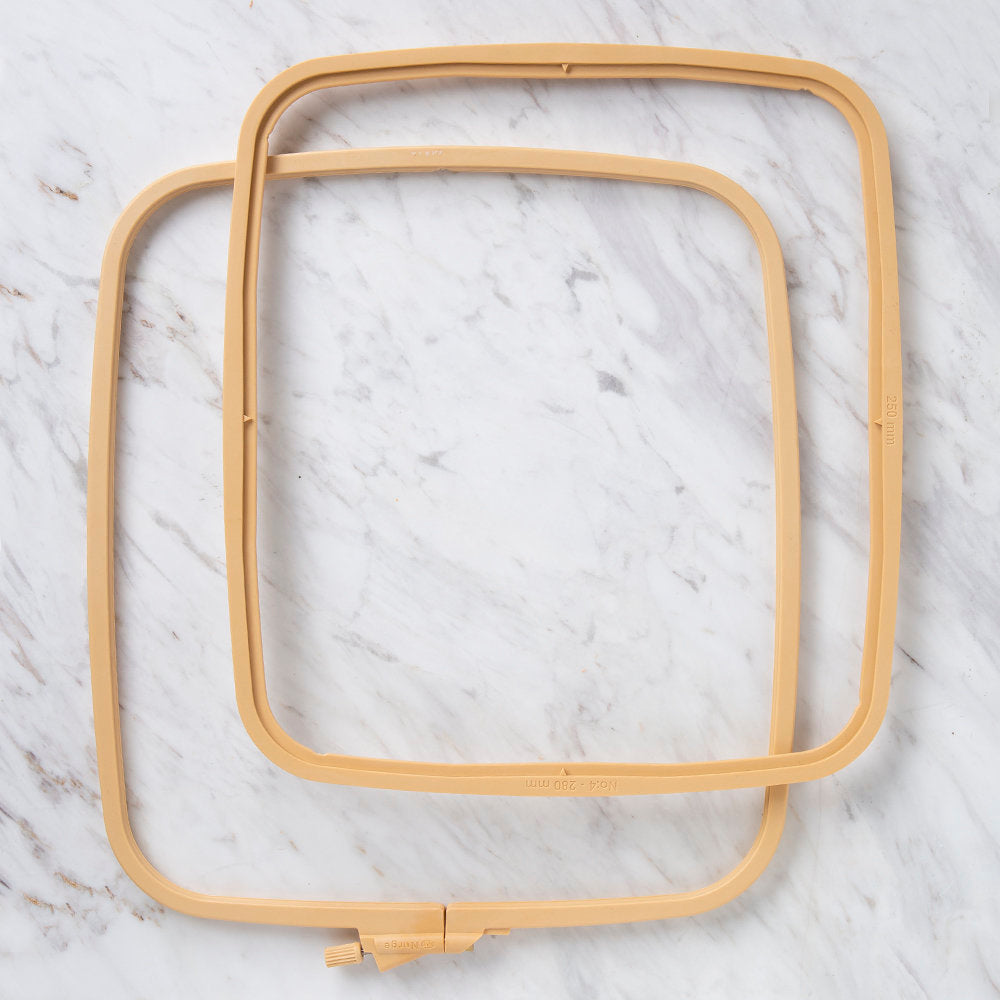 Nurge Adjustable Plastic Square Embroidery Hoop No.4