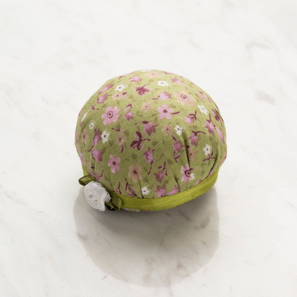 Loren Wrist Pincushion, Green Flowers