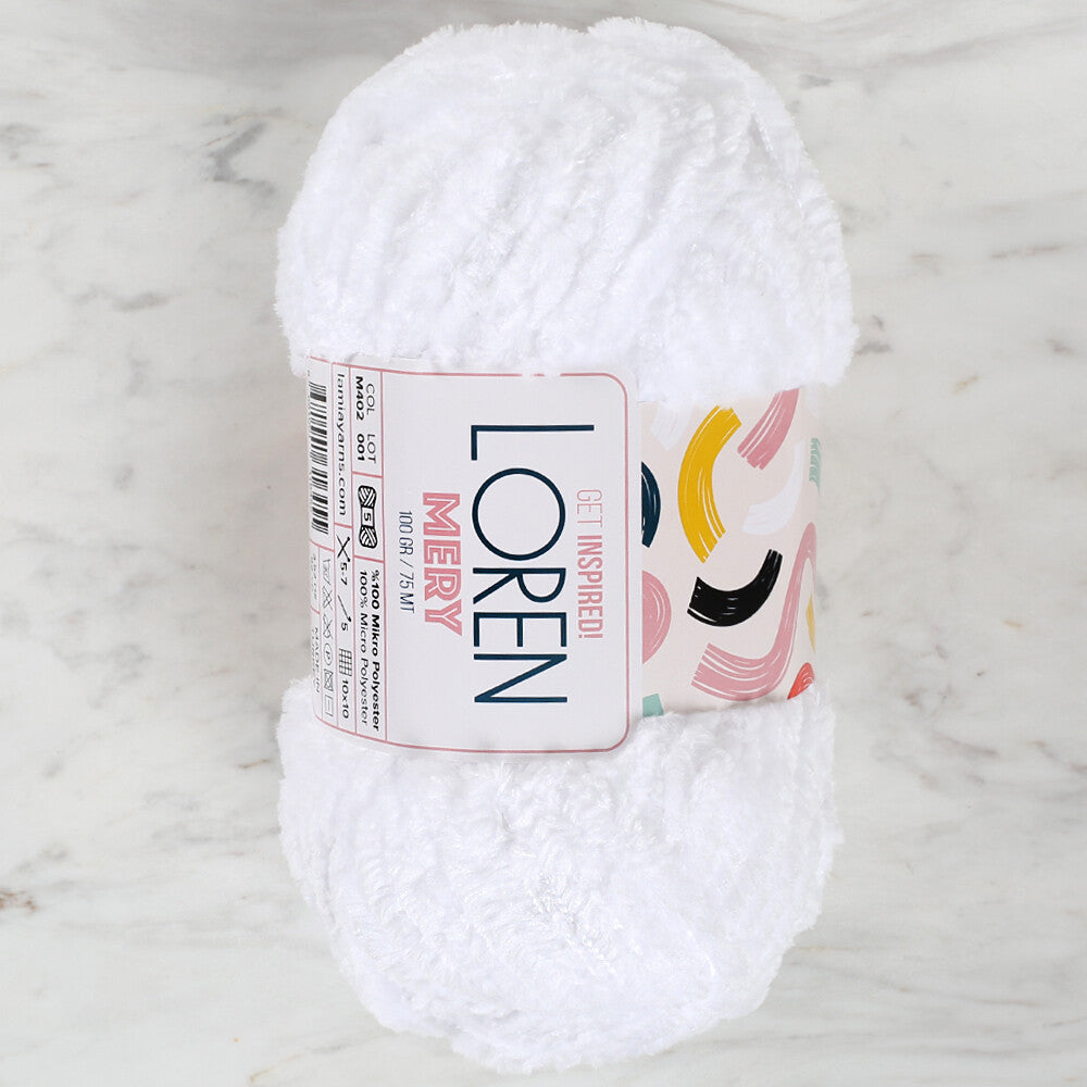 Loren Mery Yarn, White - M402