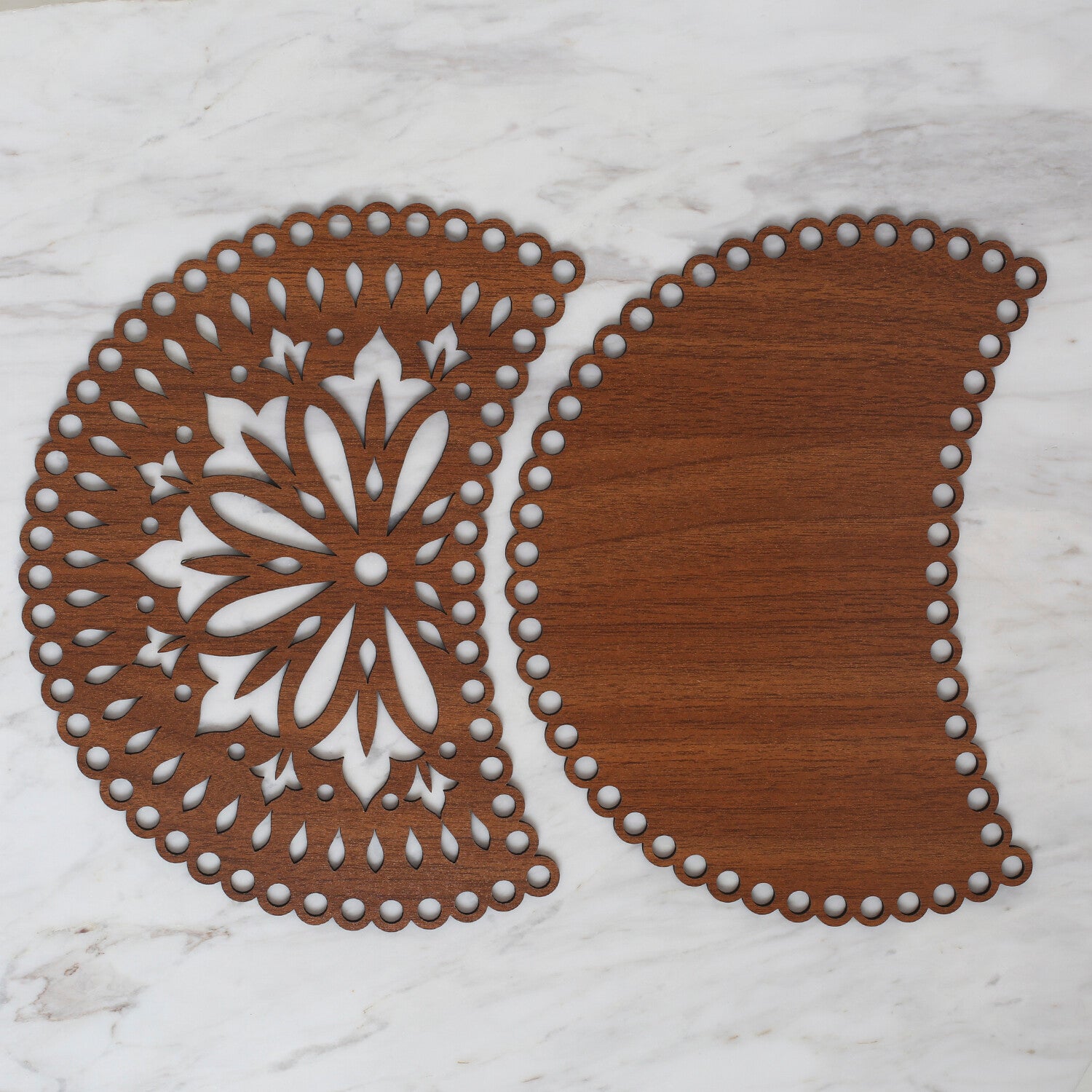 Loren Wooden Carved Patterned Macaron Bag Side Plate