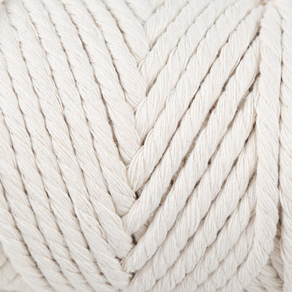 Loren Decor Macrame Yarn, Cream - L002