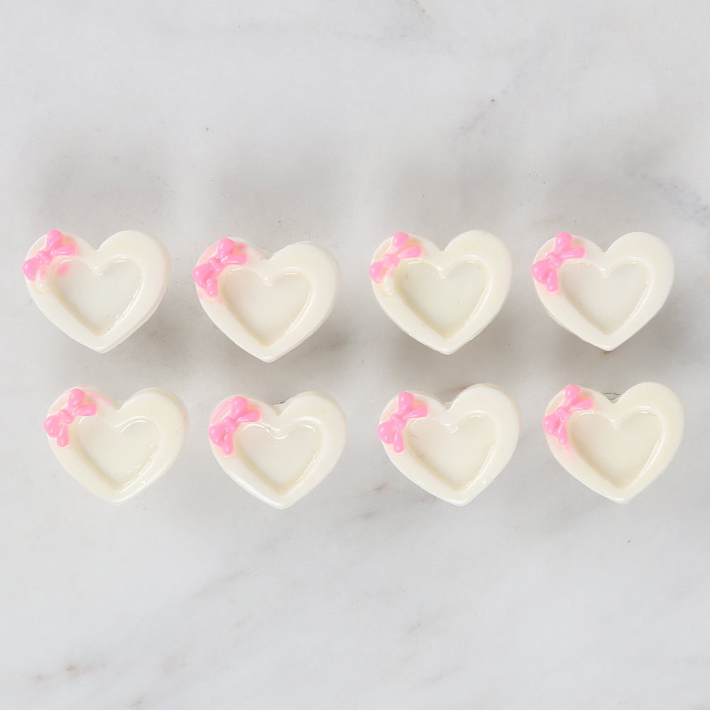 Loren Crafts 8-piece White Heart Button - 3018