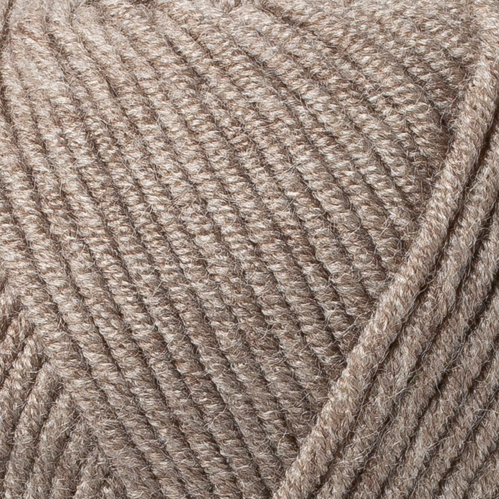 Madame Tricote Paris Trend Yarn, Light Grey - 010