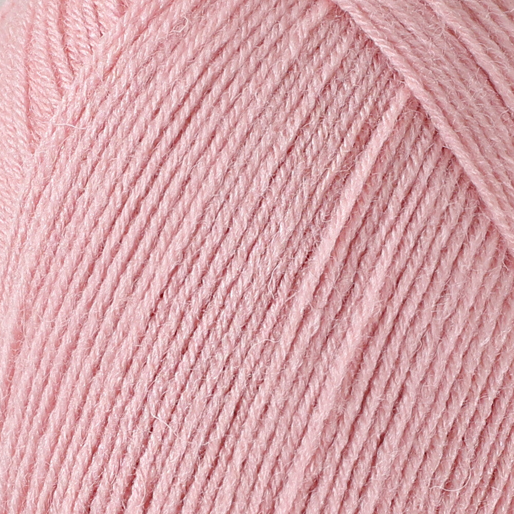 Madame Tricote Paris Merino Gold Yarn, Powder Pink - 001