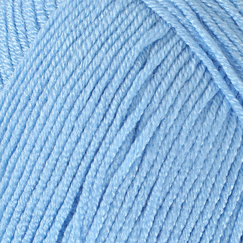 Madame Tricote Paris Madame Petite Yarn, Baby Blue - 141