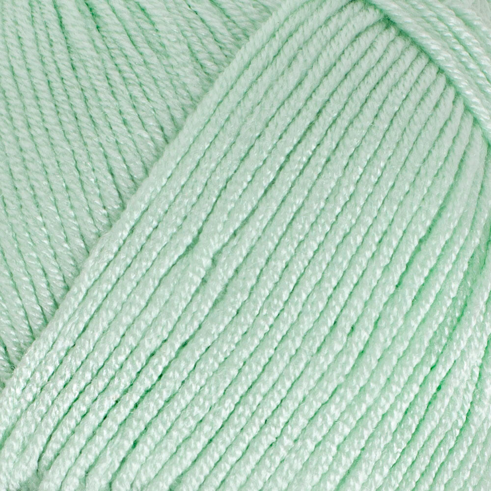 Madame Tricote Paris Madame Petite Yarn, Green - 090