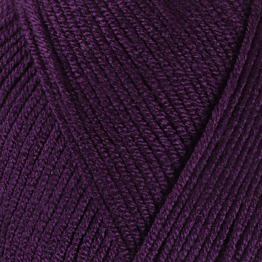 Madame Tricote Paris Madame Petite Yarn, Aubergine  - 060